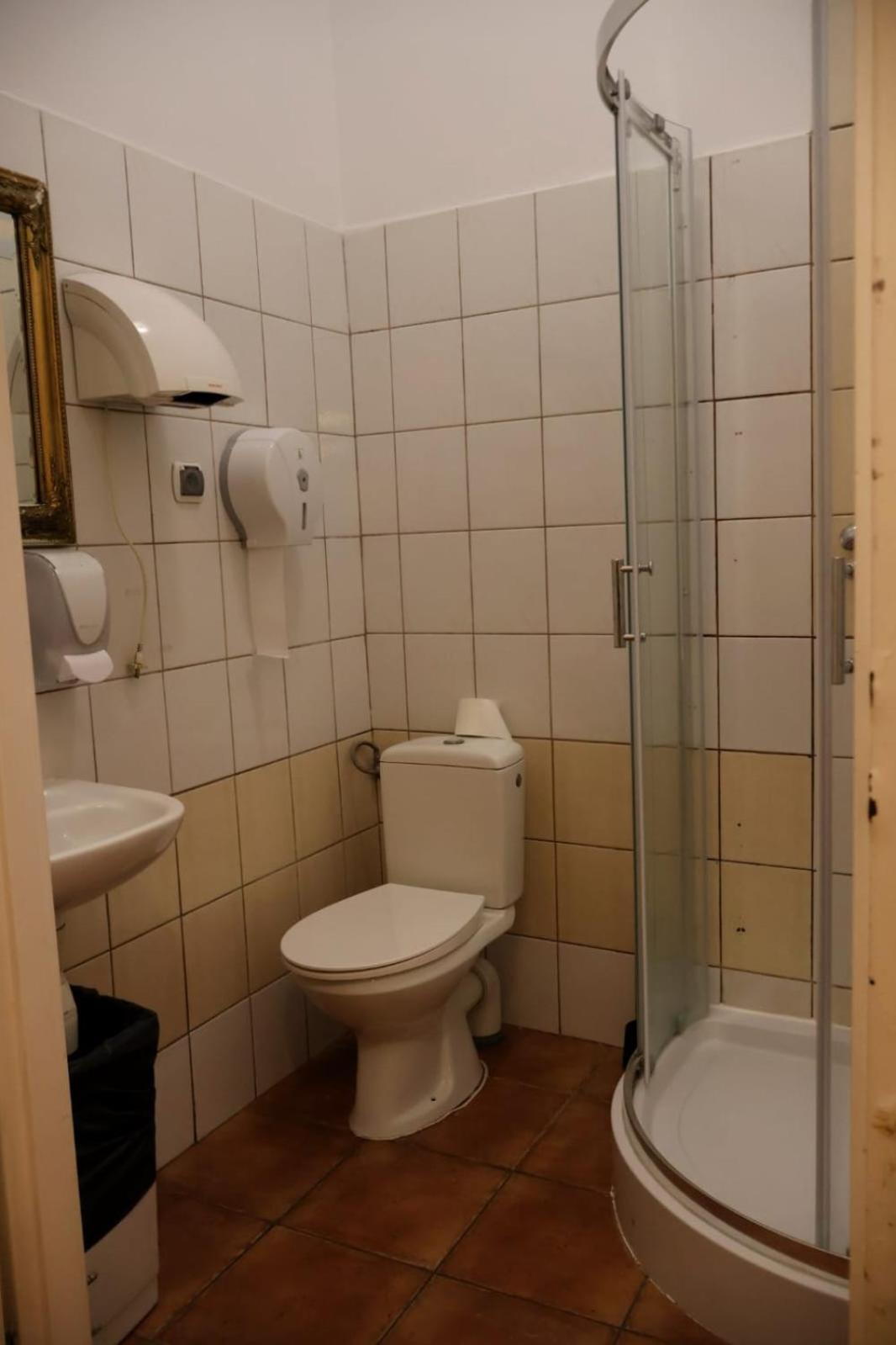 50 People Apartment Krakow Exterior photo